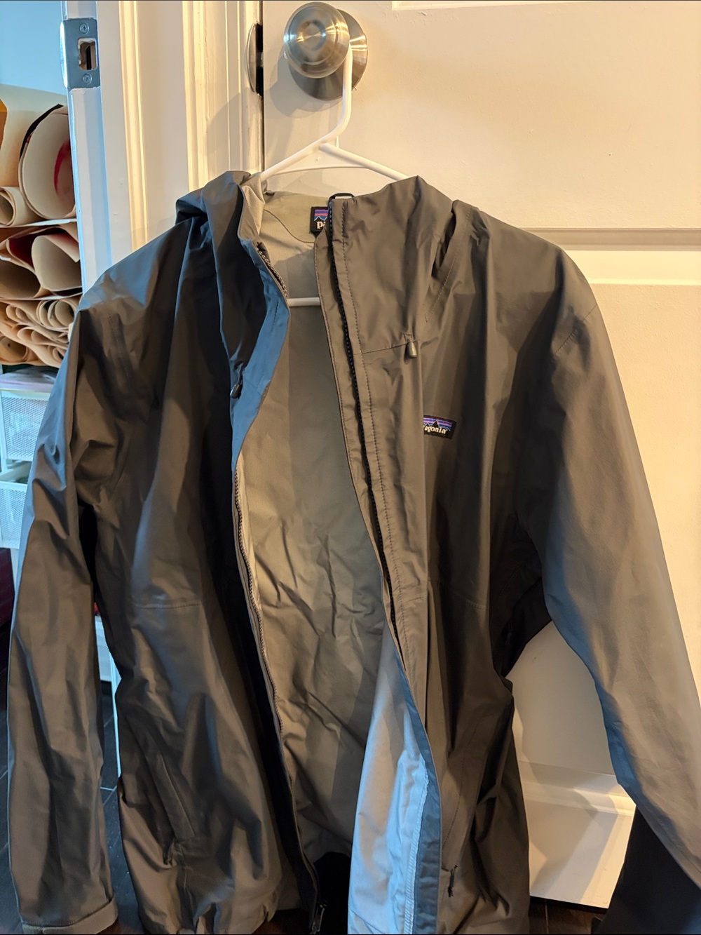 Patagonia Men's Hooded Raincoat - Gray
